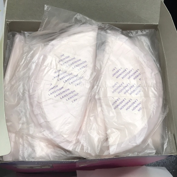 Breast Milk Collections-Shells,Container, Pump,Pad - Picture 10 of 10